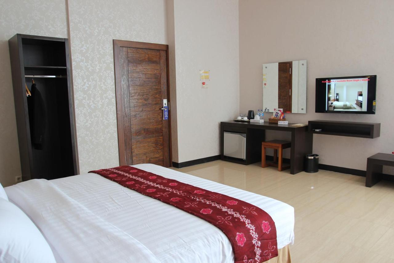 Hotel Roditha Banjarbaru Banjarmasin  Kamer foto
