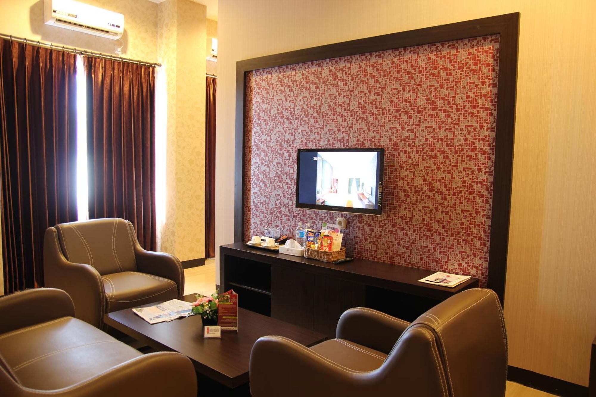 Hotel Roditha Banjarbaru Banjarmasin  Kamer foto