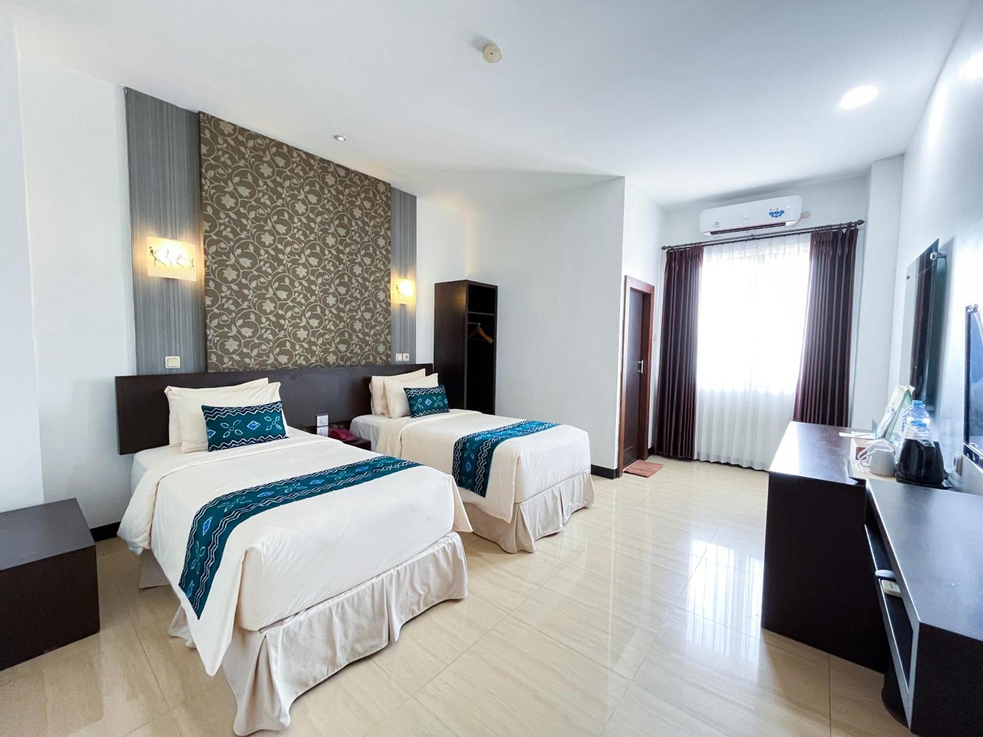 Hotel Roditha Banjarbaru Banjarmasin  Buitenkant foto